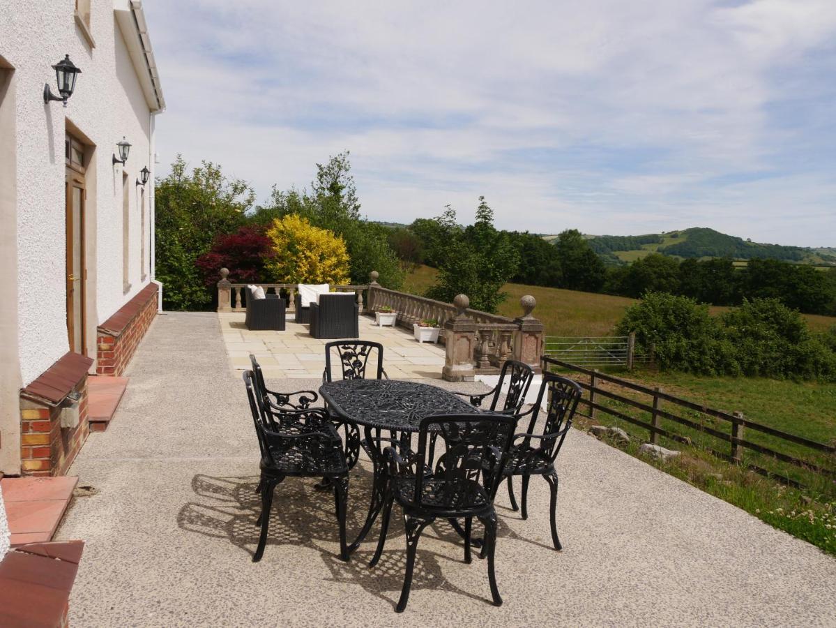 Апартаменти Penddaulwyn Uchaf Farm # Carmarthenshire Nantgaredig Екстер'єр фото